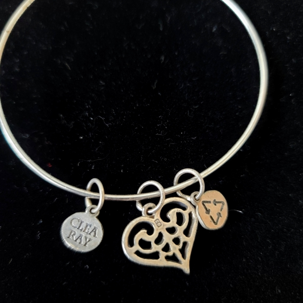 Clea Ray Bangle